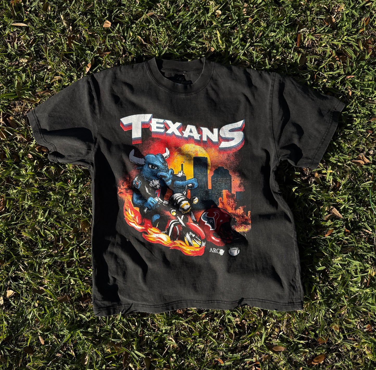1Arcetich “Texans Toro” T-Shirt (Vintage Black)