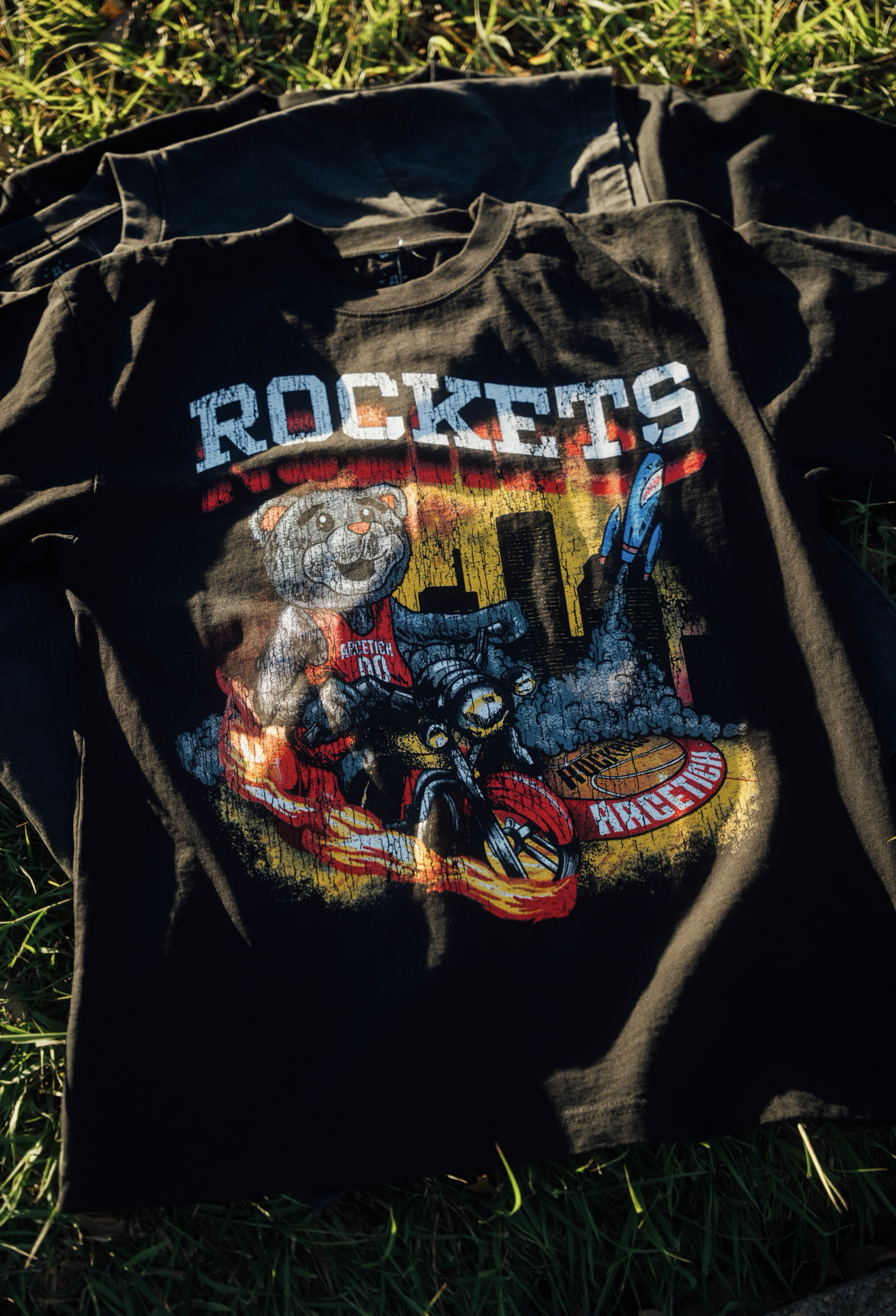 Arcetich Clutch T-Shirt